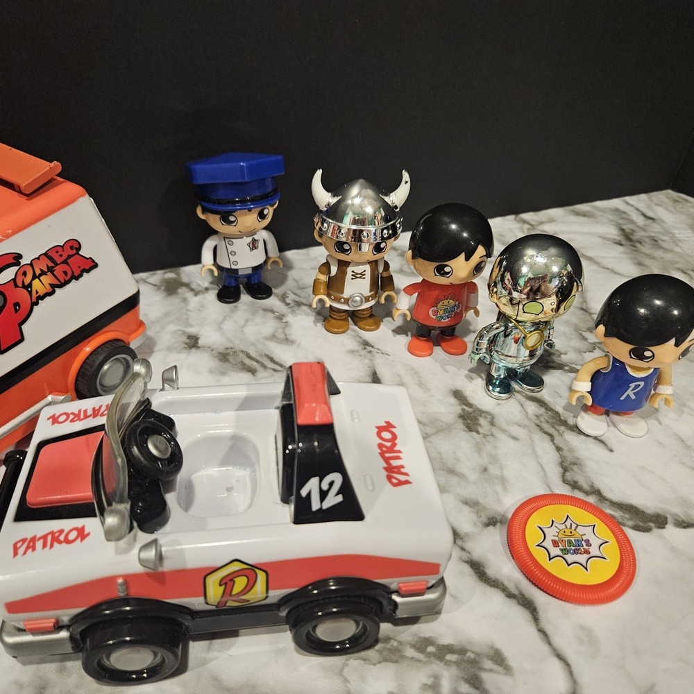 Ryan's World Toys Lot‎ Of 14 Figures + 2 Vehicles - Picture 11 of 11